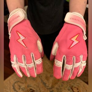 Bear Series Short Cuff Batting Gloves - Dusty Pink YXL